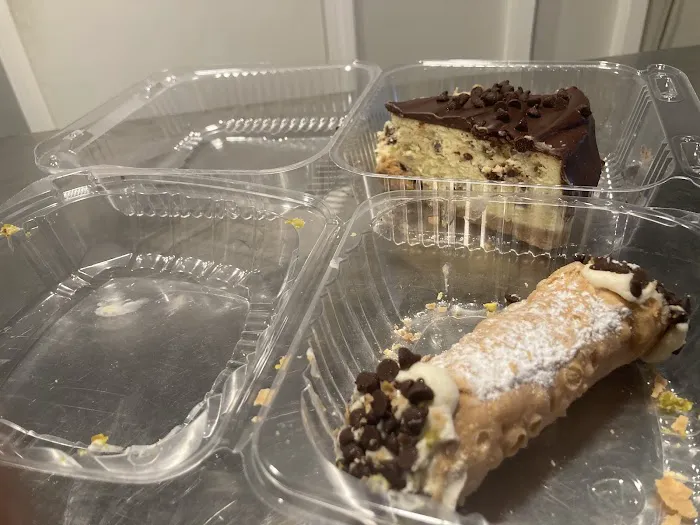 Lola & Giuseppe's Bakery Picture 4