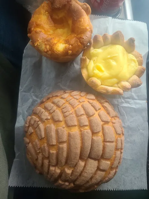 Bakery 3 Espigas (West) Picture 1