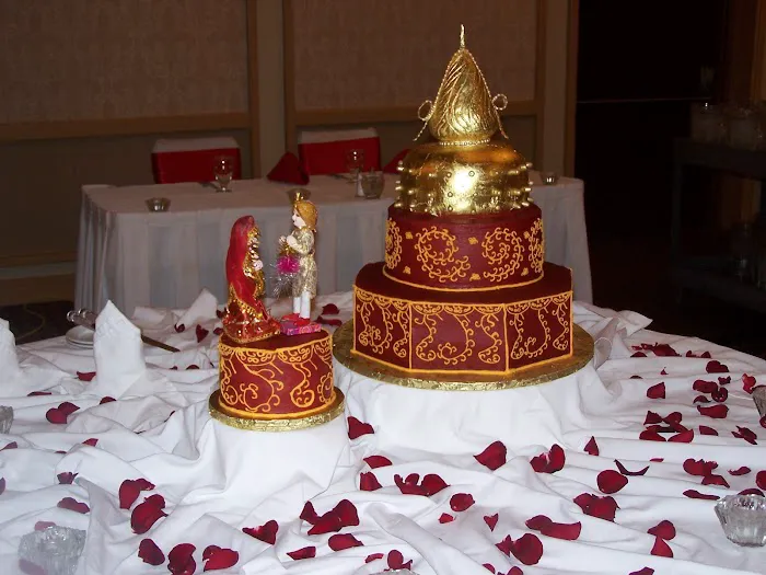 Shawnee Hills Bakery featuring Dublin Cake Cottage Picture 7