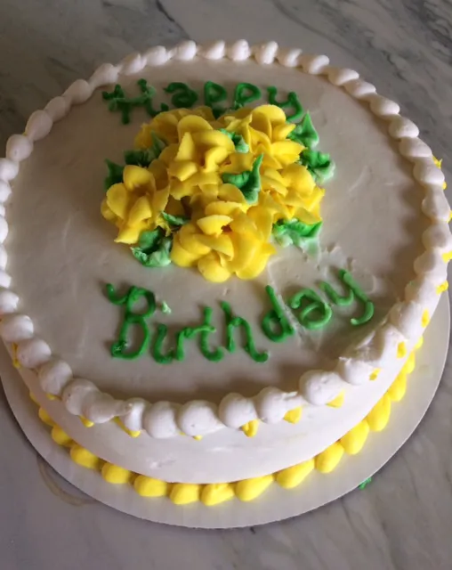 Shawnee Hills Bakery featuring Dublin Cake Cottage Picture 9
