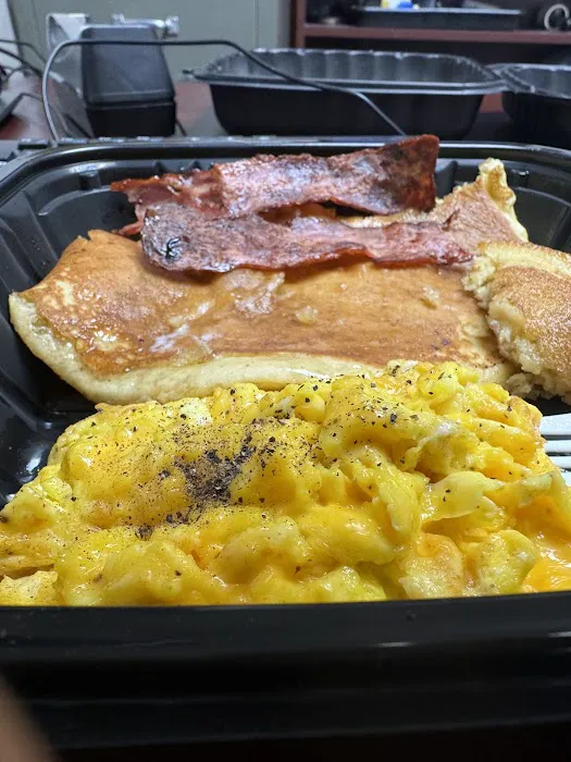 Fox’s Bagel & Deli Picture 1