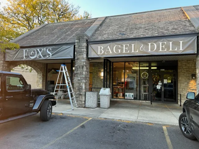 Fox’s Bagel & Deli Picture 2
