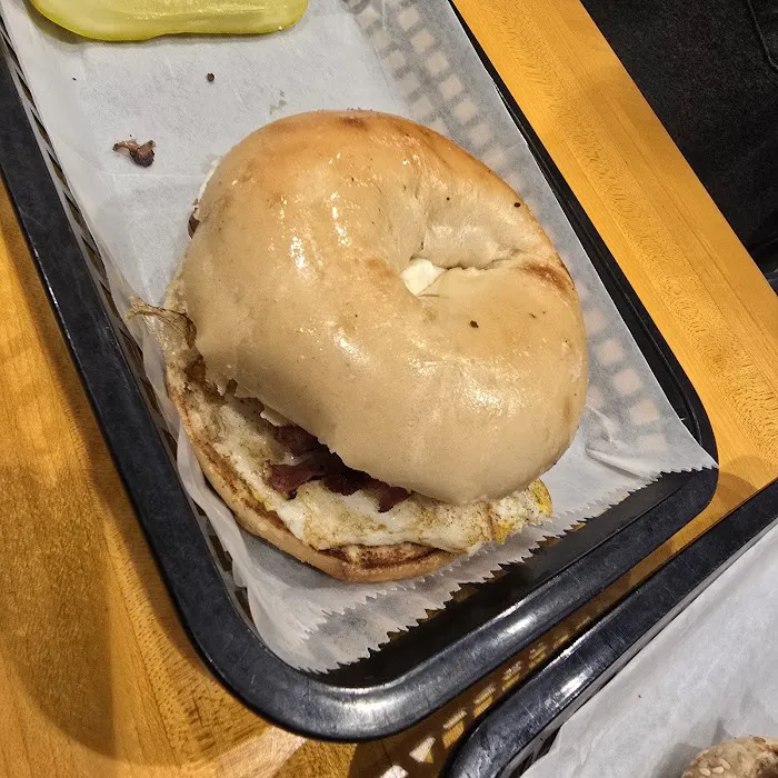 Fox’s Bagel & Deli Picture 10