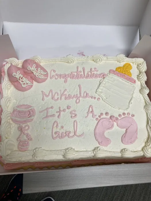 Giant Eagle Bakery Picture 2