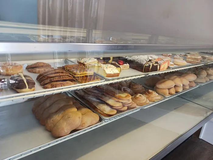 Ana's Bakery Picture 2