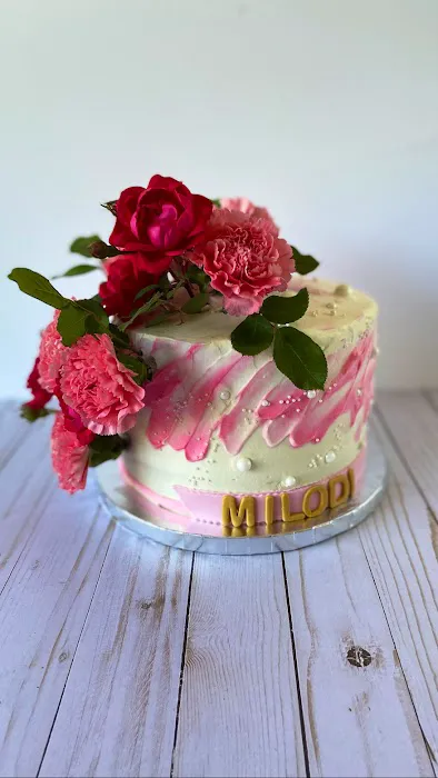 Romy's Bakery Picture 5