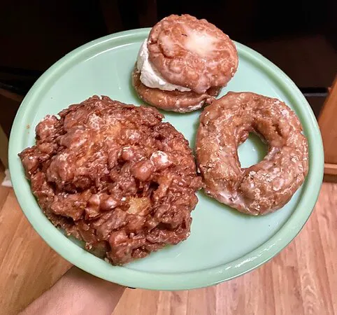 Dixie Cream Donuts Picture 3