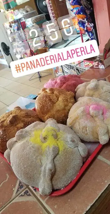 Panaderia La Perla Picture 1