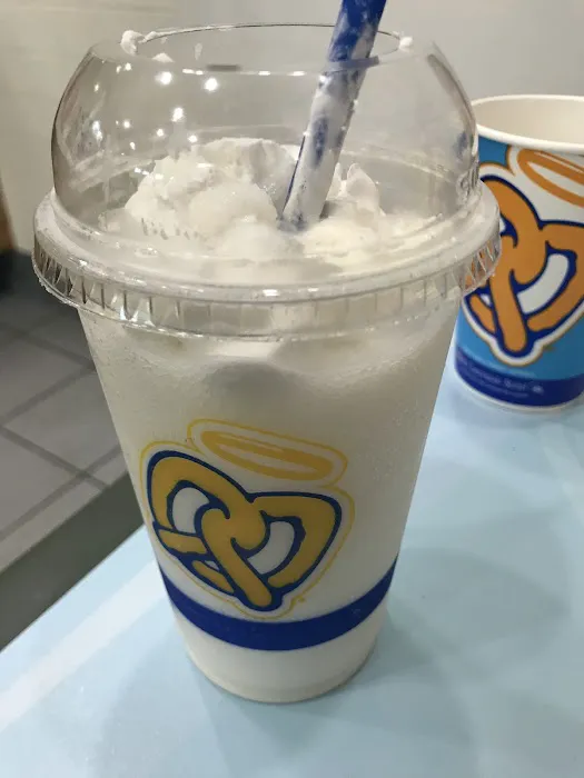 Auntie Anne's Picture 7