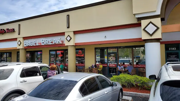 Bagel Break Picture 9