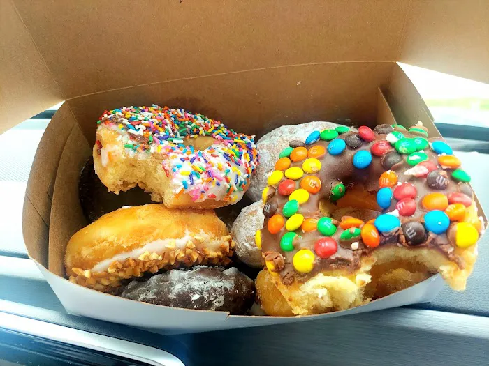 Dixie Cream Donuts Picture 9