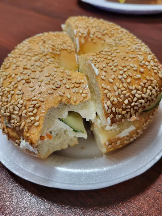 Broadway Bagels & Deli Picture 9