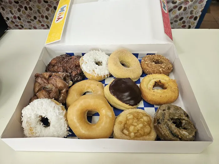 Dixie Dream Donuts (Dixie Cream Donuts) Picture 3