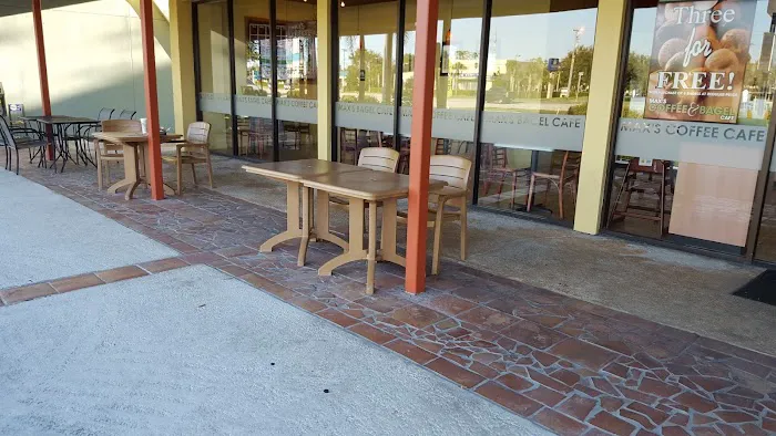 Max's Bagel Cafe Picture 4