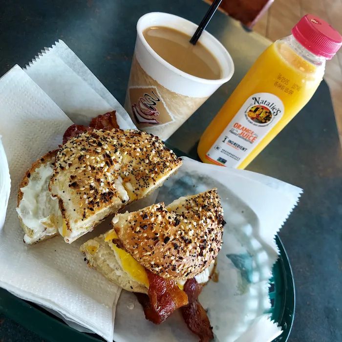 Max's Bagel Cafe Picture 6