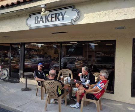 Importico's Bakery Cafe'