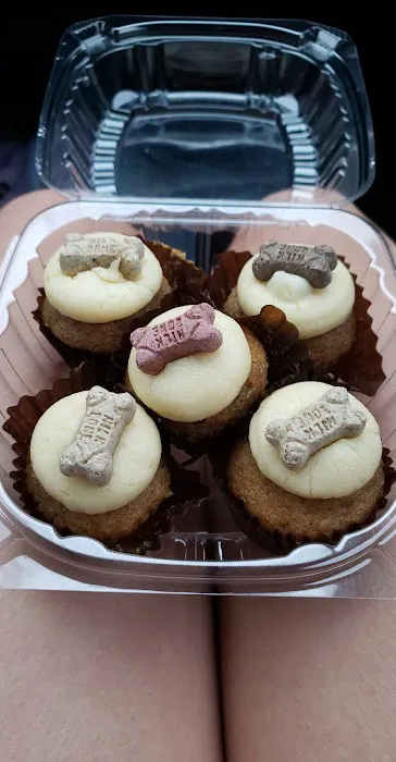 Smallcakes Cupcakery Picture 4