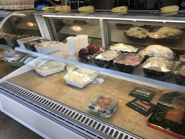 Maplewood Bagel Market Picture 10