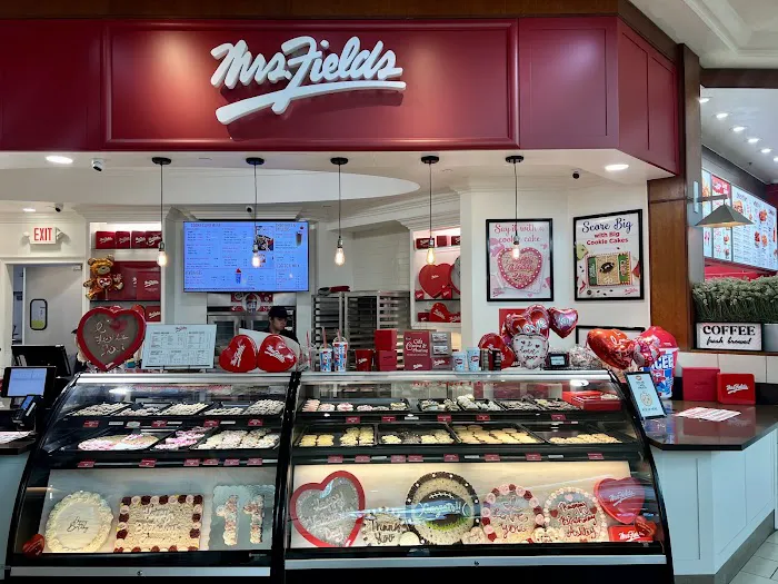 Mrs. Fields Cookies Picture 9
