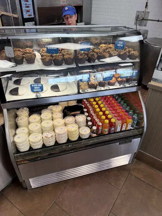 Brooklyn Water Bagel Picture 8