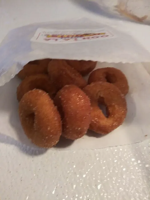 Ooh La La Donuts LLC Picture 2