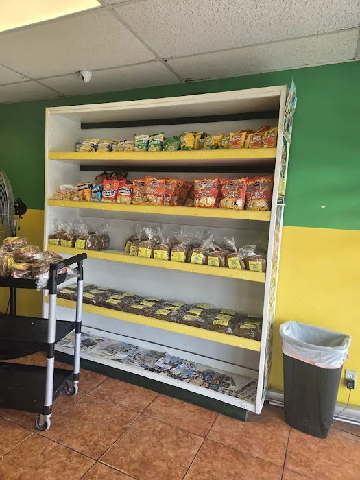 Island Style Bakery Picture 3