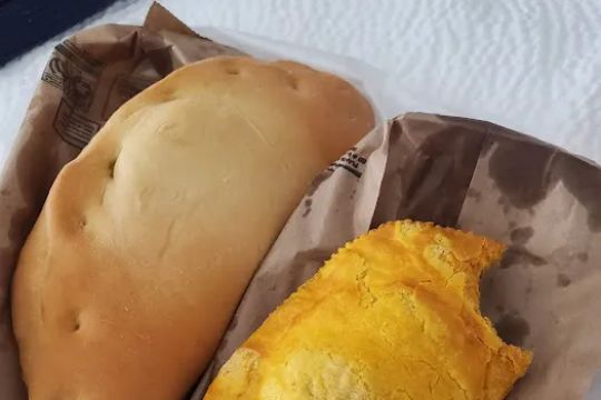 Island Style Bakery