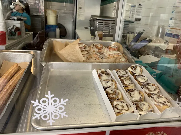 Cinnabon Picture 9