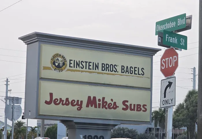 Einstein Bros. Bagels Picture 7