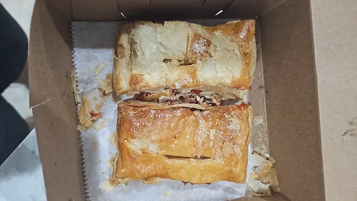 Tulipan Bakery Inc Picture 6