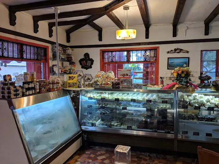 Napoleon Bakery Picture 6