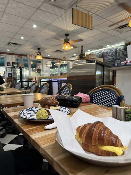 Vincent's French Bakery Picture 5