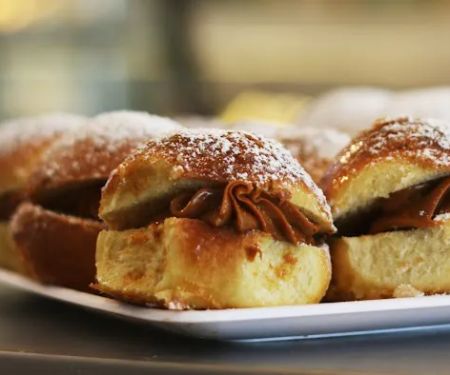 Enzo's Cafe And Bakery