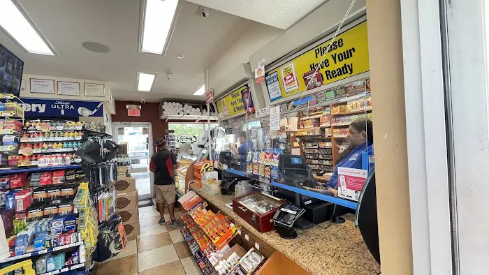 Delicias Cuban Bakery Express Picture 7