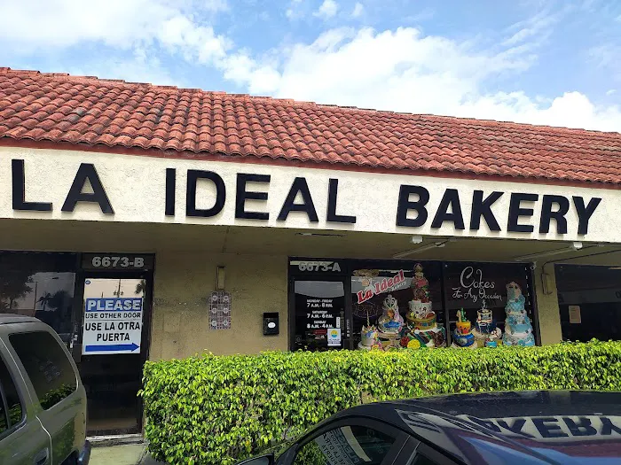 La Ideal Bakery Picture 3