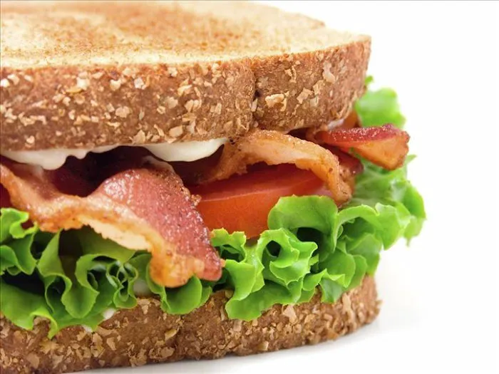 Royal Palm Makeb's Bagels & Deli Picture 1