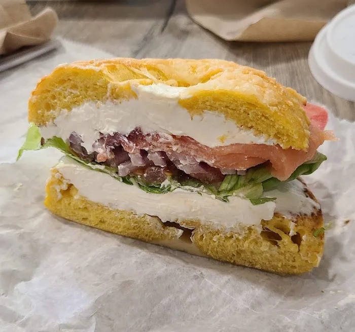 Royal Palm Makeb's Bagels & Deli Picture 2