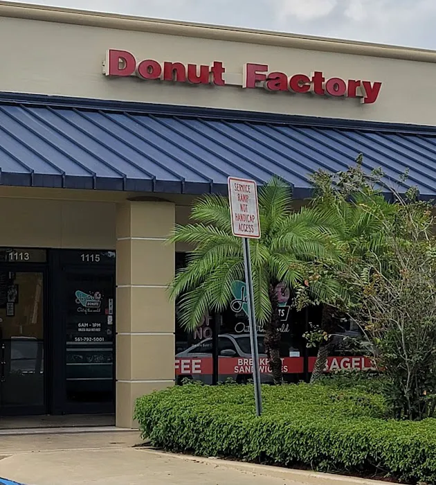 Jupiter Donuts Royal Palm Picture 3