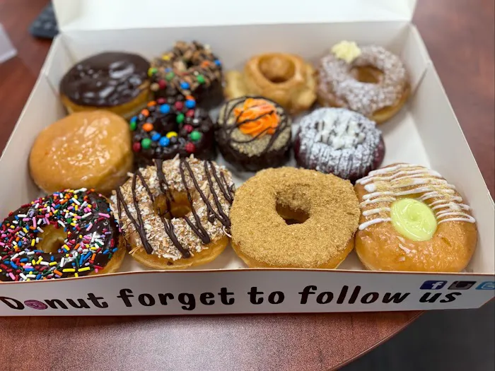 Jupiter Donuts Royal Palm Picture 2