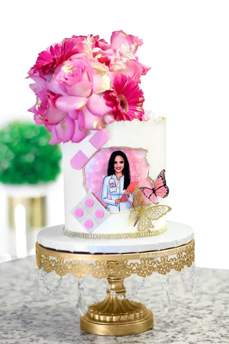 Chic Little Cakes Picture 2