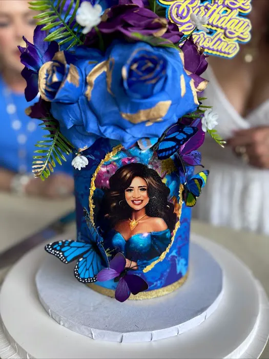 Chic Little Cakes Picture 4