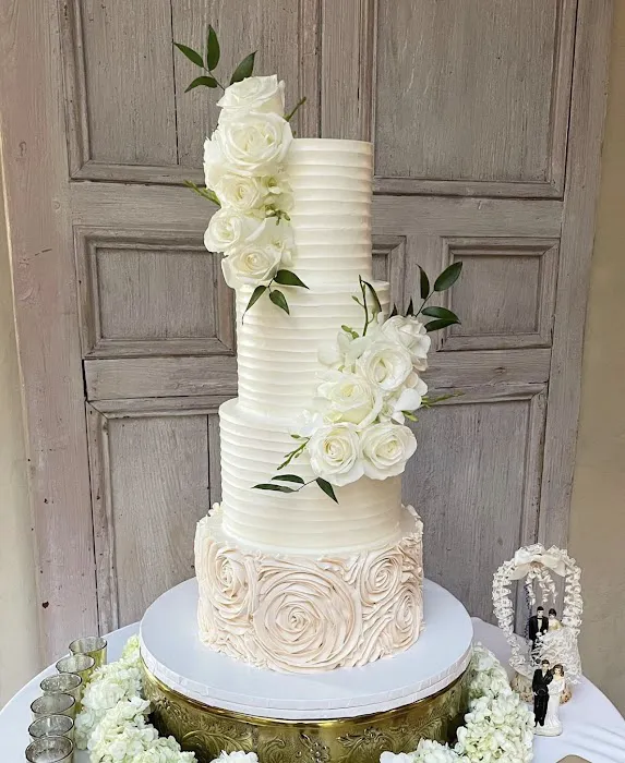 Johnson's Custom Cakes Picture 10