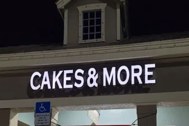 Johnson's Custom Cakes