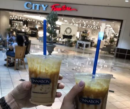 Cinnabon