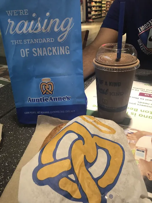 Auntie Anne's Picture 8
