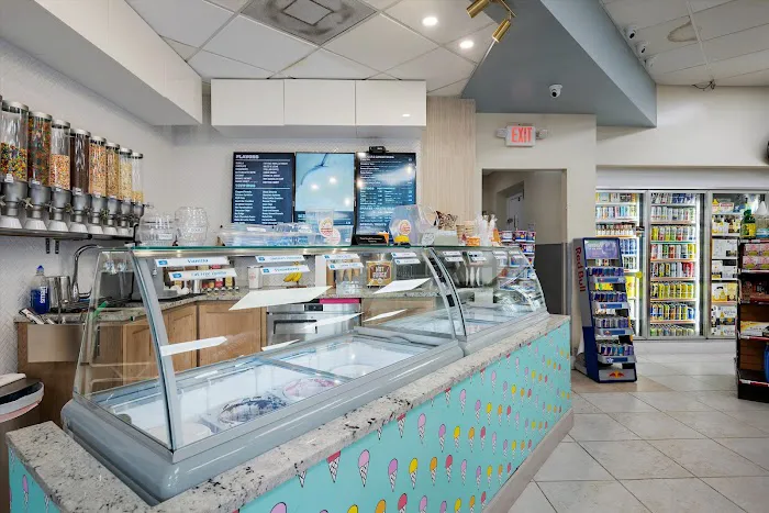 Delicias Cuban Bakery and Ice Cream Shop Picture 3