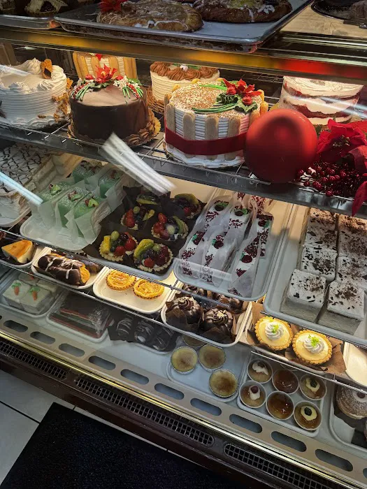 Palermo's Italian Bakery Picture 1