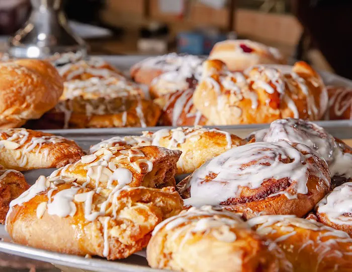 Palermo's Italian Bakery Picture 3