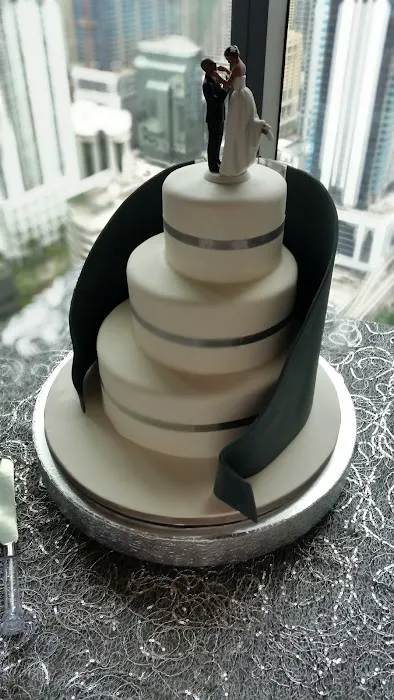 Adina's Cakery Picture 9