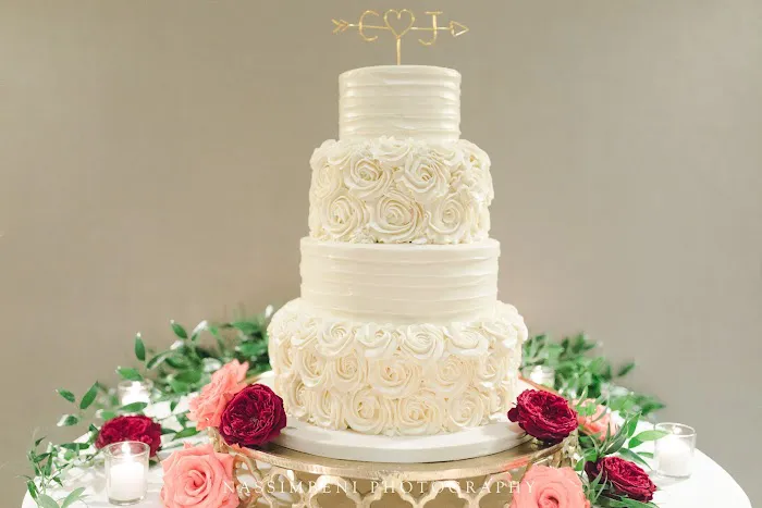 Adina's Cakery Picture 2
